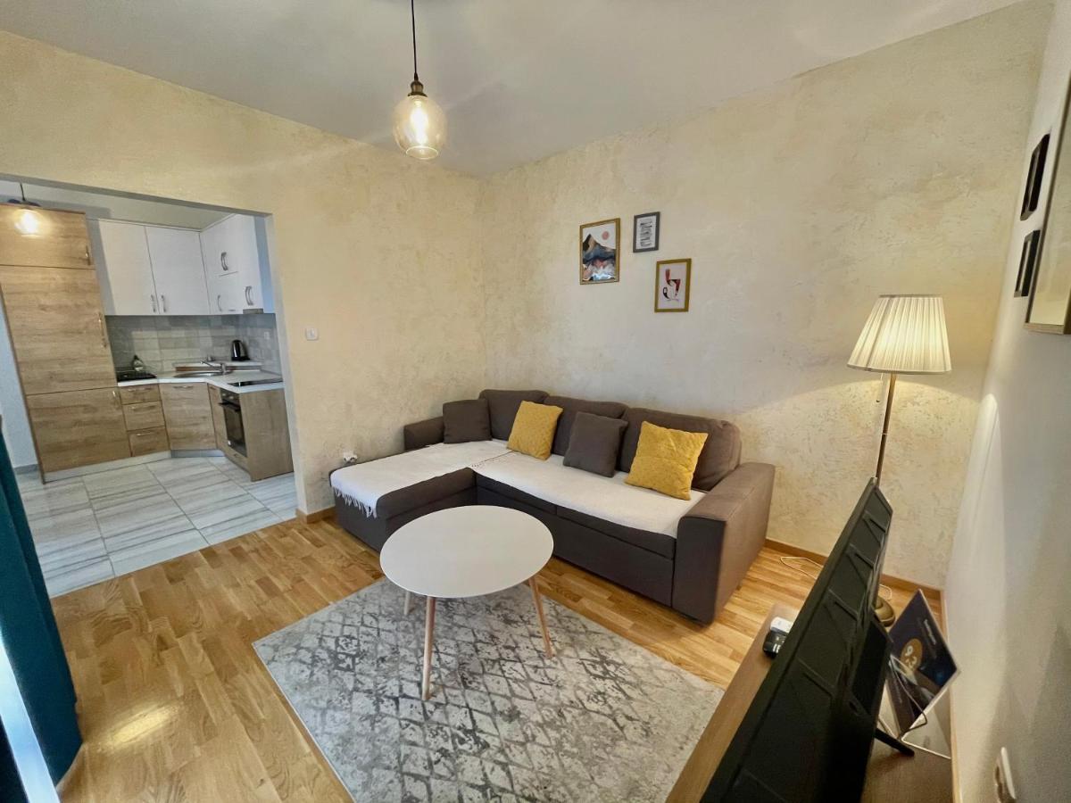 Apartmani Zecevic Nikšić Exteriör bild